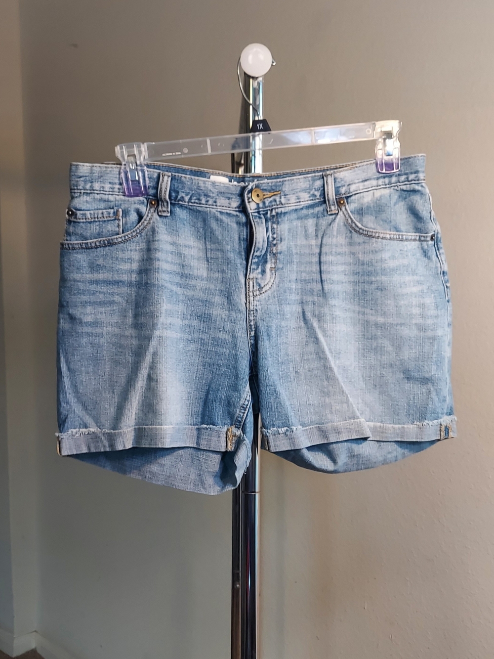 Classic Light Blue Denim Jean Shorts with Cuffed Hem